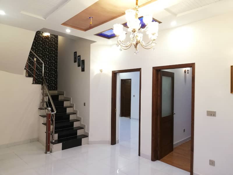 Like Brand New Marla Luxury House Available For Sale In AA Block Bahria Town Lahore 5