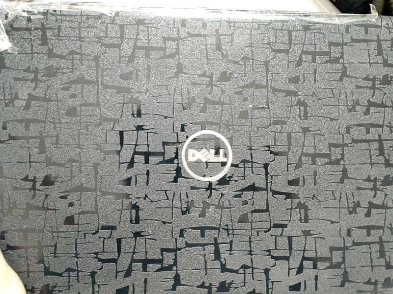 New laptop, slightly used for only classes . 0