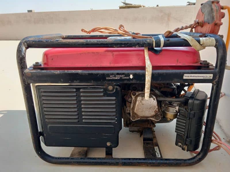 Honda Generator only 1 season use no any fault 100 percent original 1