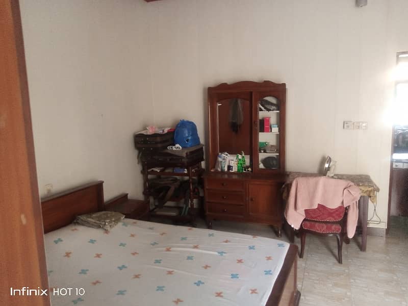 10 Marla Beautiful Lower Portion For Rent Near Wapda Town 6