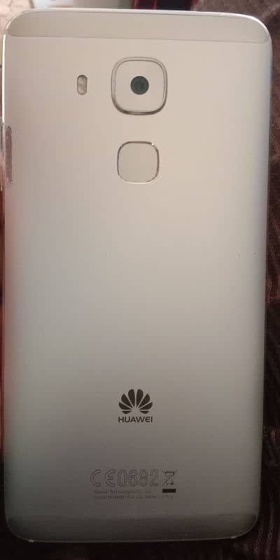 Huawei Nova Plus 1