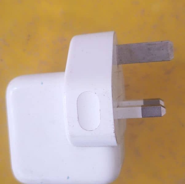 I phone 12w charger 1