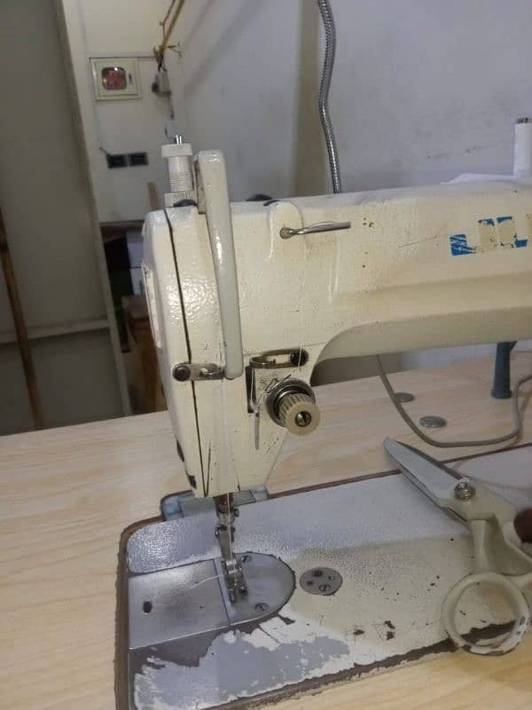 5x sewing/stitching (juke) machines full setup 1