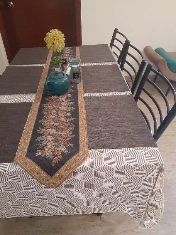 6 seater dining table 1