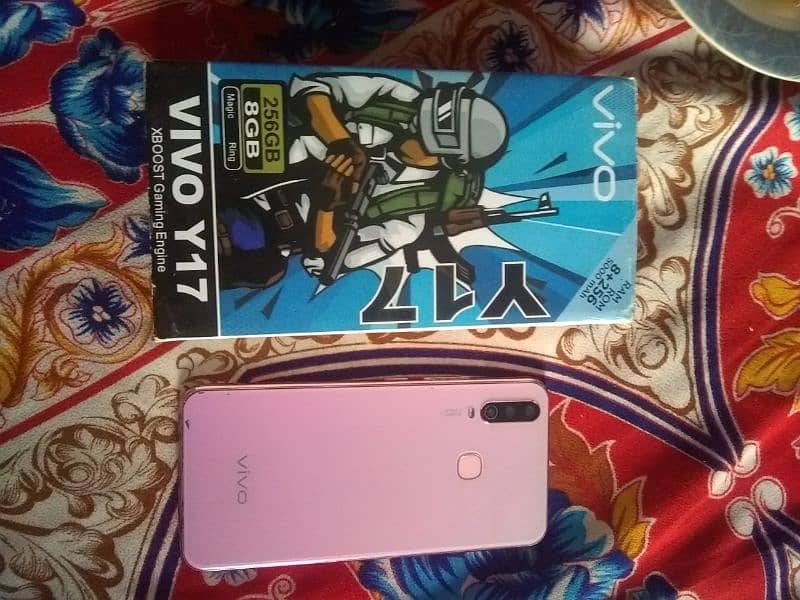 Vivo y17 8/256 box or mobile 5000mh battery urgent sale 4