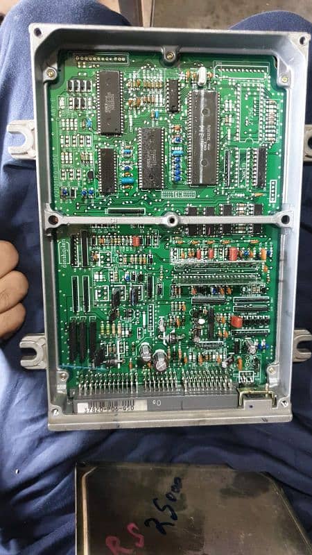 Honda ECU computer 0