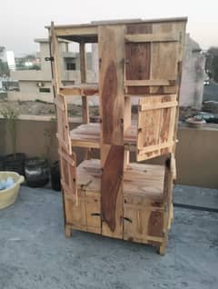 8 portion heavy wood cage 1 month used only perfect condition