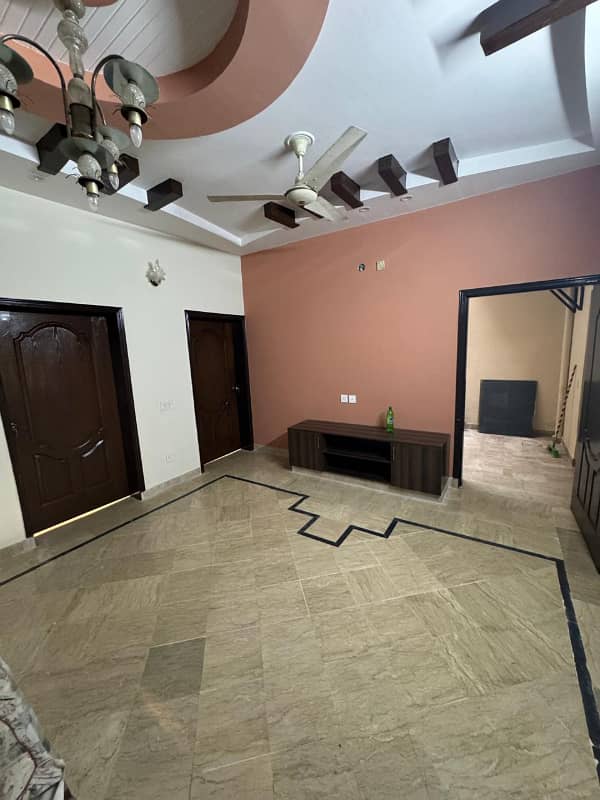 Near Wapda town Nashman e Iqbal society 10 Marla double story house available for for rent 5