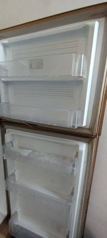 Pel Refrigerator For Sale 3