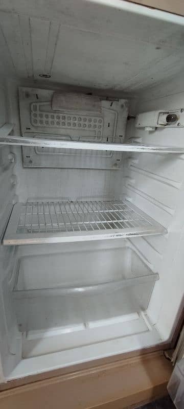 Pel Refrigerator For Sale 5