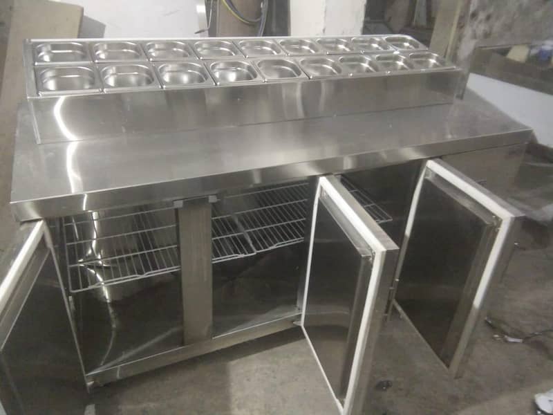 Fryer / Storage / Shawarma / Hot plate / Qeema machine / Kitchen Ite 12