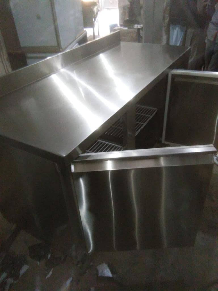 Fryer , Storage , Shawarma , Hot plate , Qeema machine , Kitchen Item 4