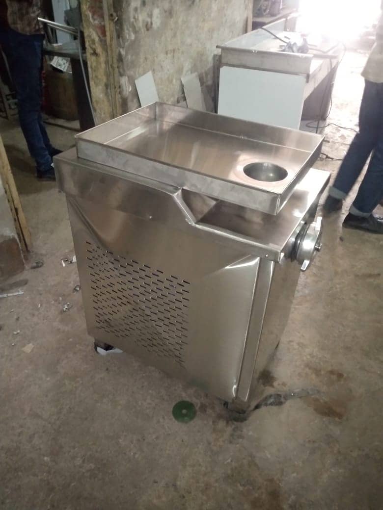 Fryer , Storage , Shawarma , Hot plate , Qeema machine , Kitchen Item 14