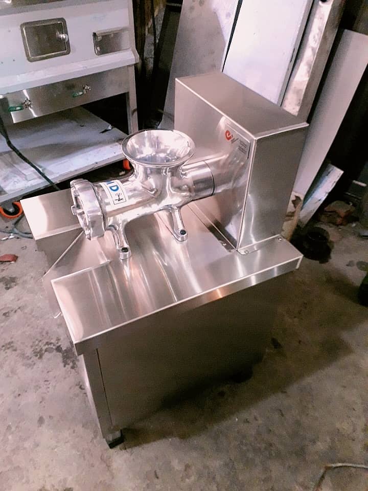 Fryer / Storage / Shawarma / Hot plate / Qeema machine / Kitchen Ite 1