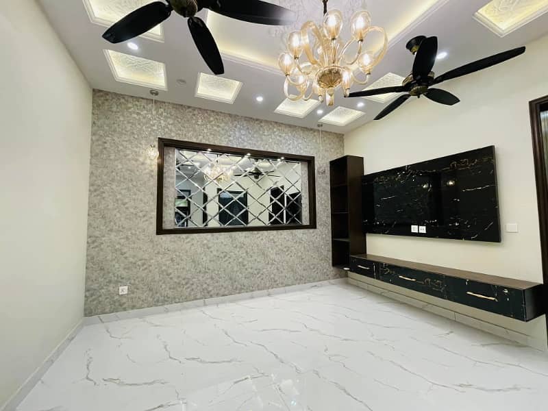 10 Marla luxury upper Portion for small Family required 0