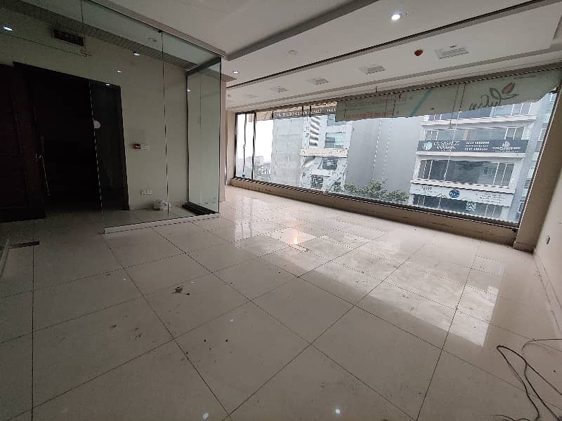 4 Marla 3rd Floor With Lift Near raya Fairways Available For Rent in DHA Phase 6 Punjab Lahore Pakistan 17