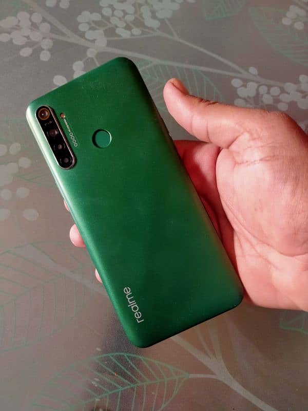 realme 5i 4 gb 64 gb 0