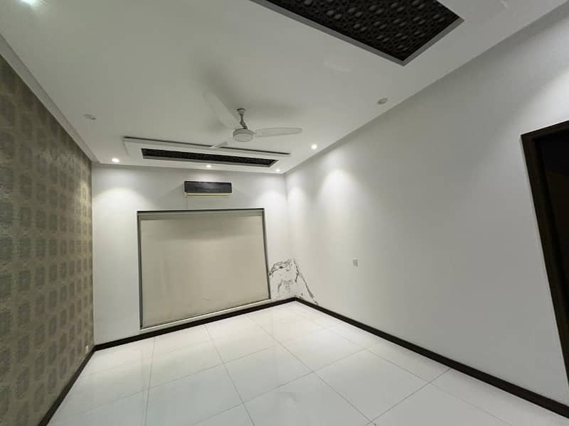 100% Original Ad 01 Kanal Modern Design House For Rent In DHA Phase 6 Block-B Lahore. 9