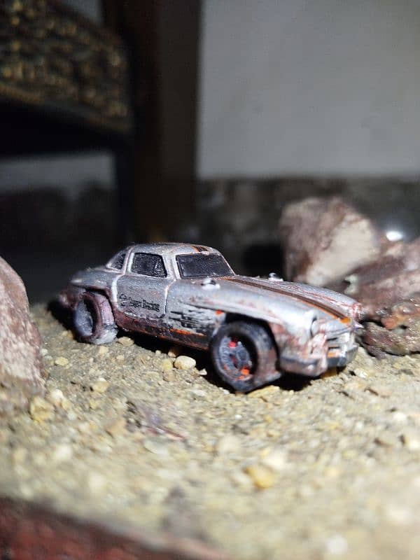 Metal car Diorama 1