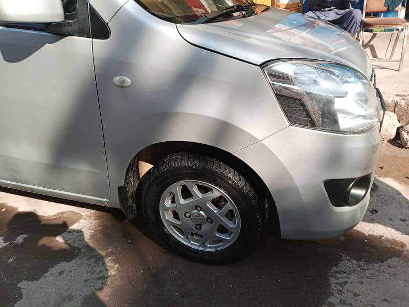 Suzuki Wagon R 2018 10