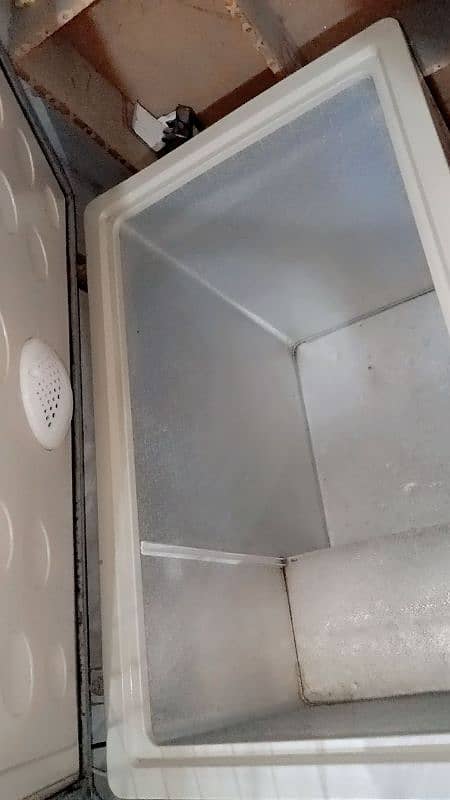 freezer for sell belkul new hy 2