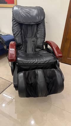 Massaging Chair