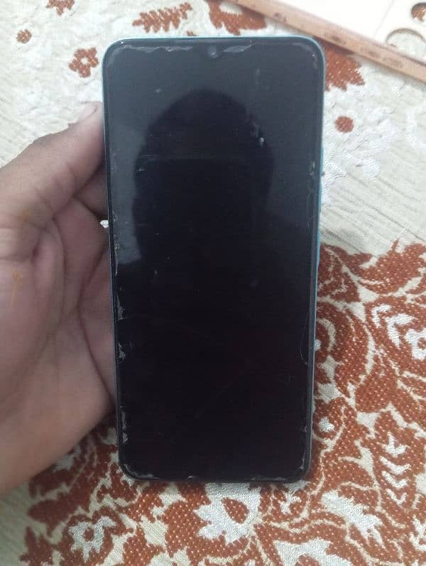 Tecno Spark Go 2023 4/64 with box exchange possible with good storage 2