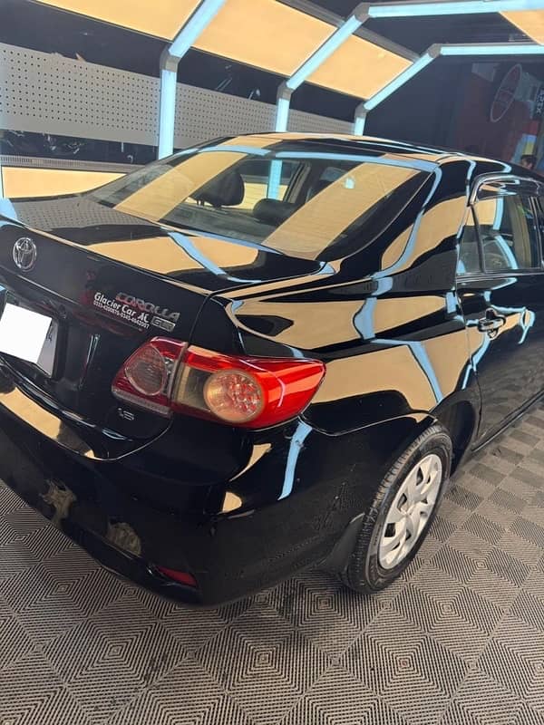 Toyota Corolla GLI 2013 1.6 11