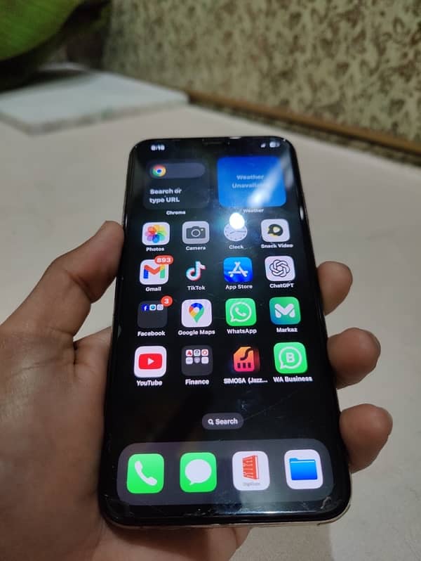 Iphone XS Max  256GB  PTA Approved 4