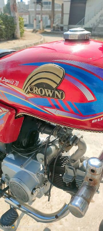 motorcycle crown 2