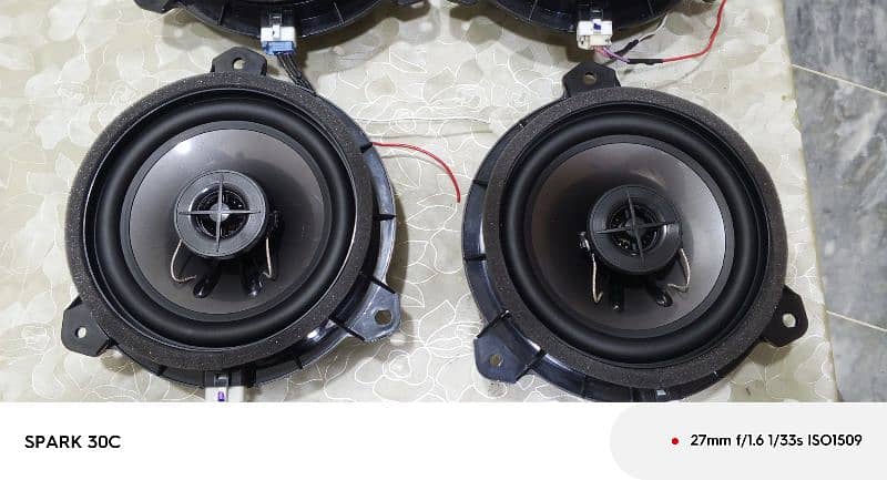 Original Toyota Japan Grandy speakers 5