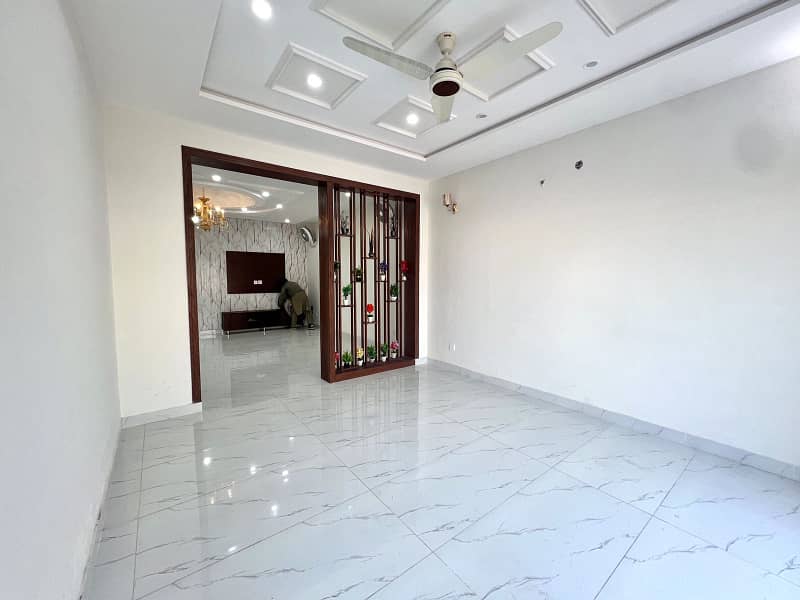 2 Bed unfurnished Apartment for rent in Block DD, Sector D 0