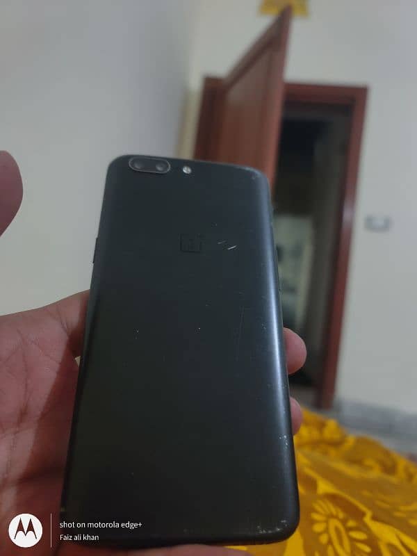 one plus 5t 4