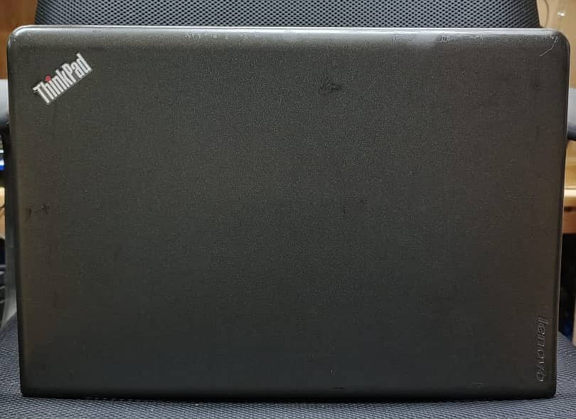 Laptop Lenovo E560 15" 0