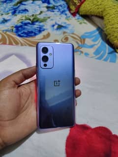 OnePlus 9, 12/256, dual sim approved.