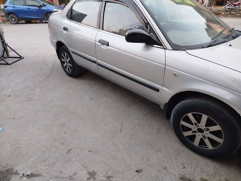 Suzuki Baleno 2004 14