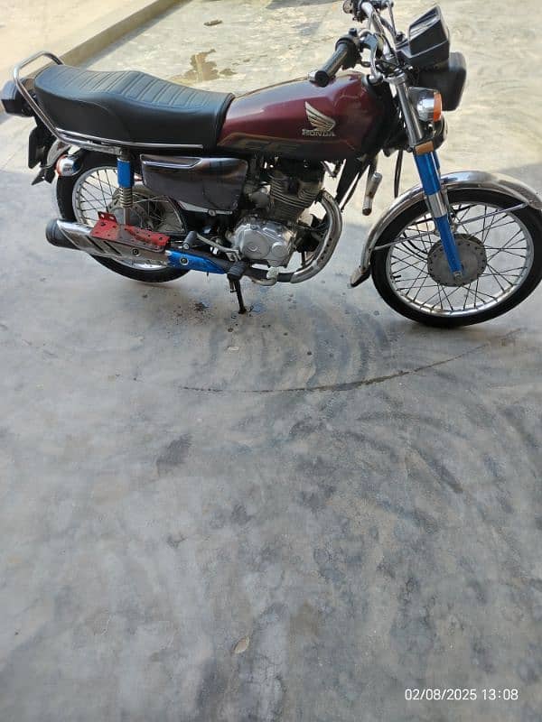 good condition Honda 125 self start 5 gair enjin jenven 1