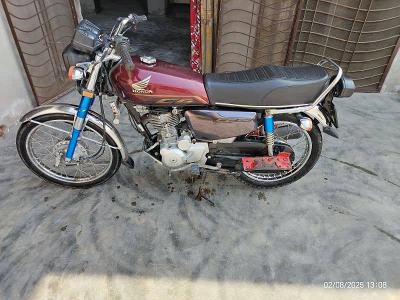 good condition Honda 125 self start 5 gair enjin jenven 2