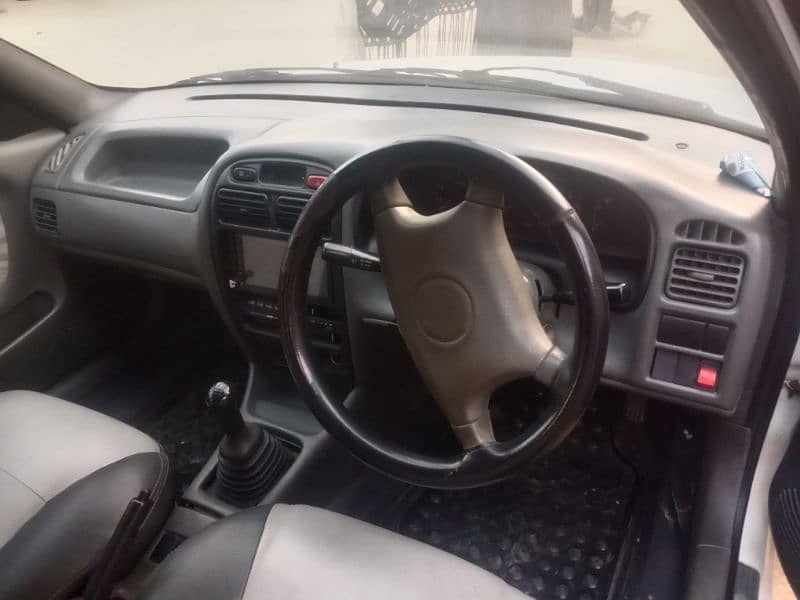 Suzuki Baleno 2004 4