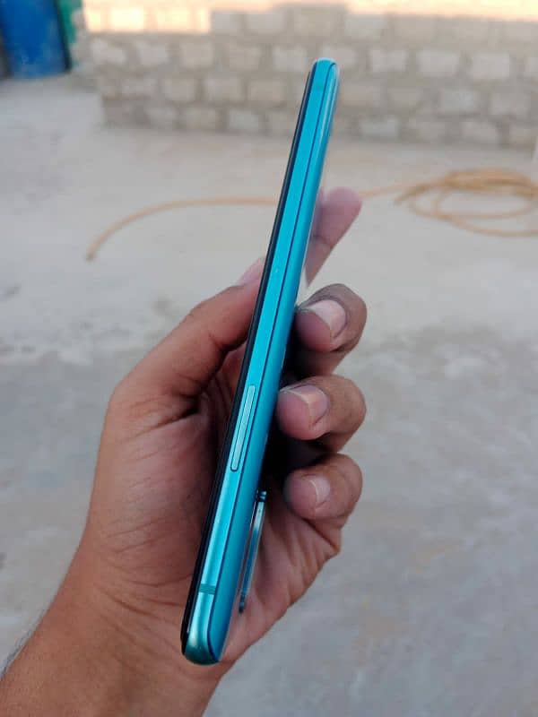 one plus 8t 2