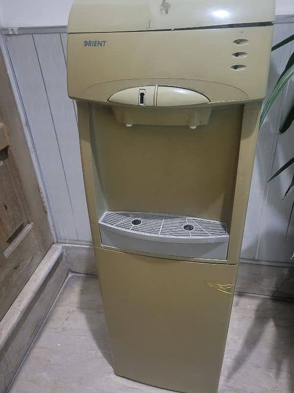 Water dispenser Orient 1