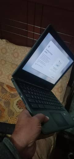 Urgently Sell the HP CHROOME TOUCH SCREEN , Ram  4/4/32 GB