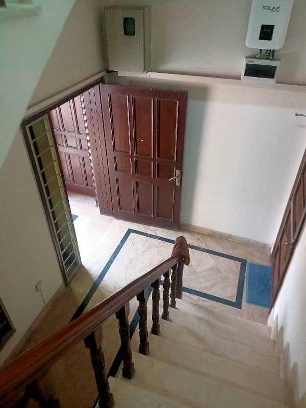 UPPER PORTION FOR RENT 12