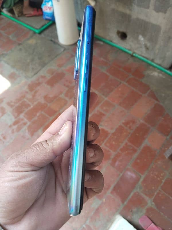 Oppo A54 3