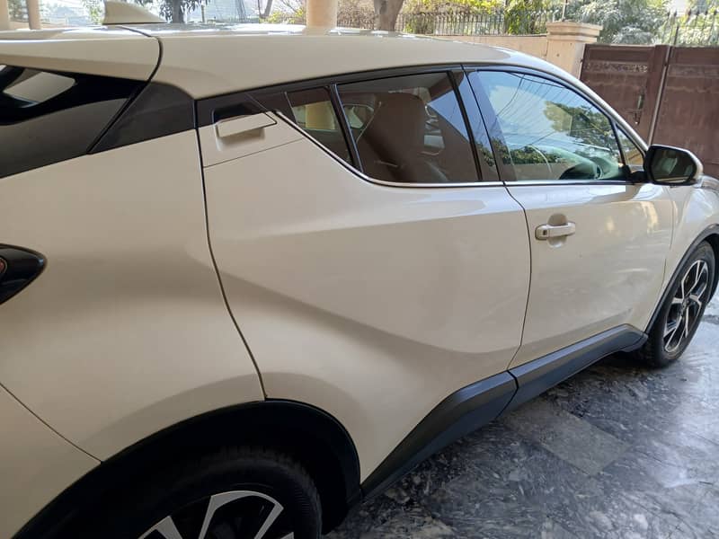 Toyota C-HR 2017 2