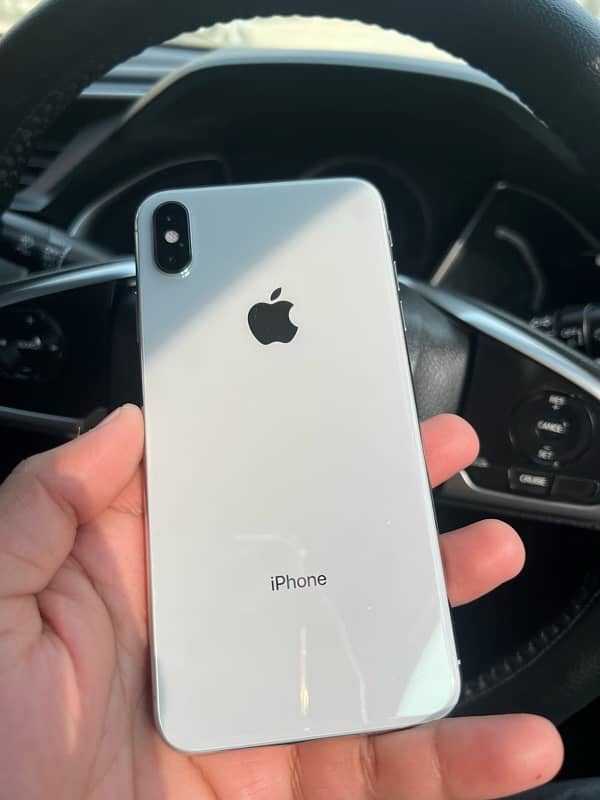 xs max dual approved water packed 256GB 0