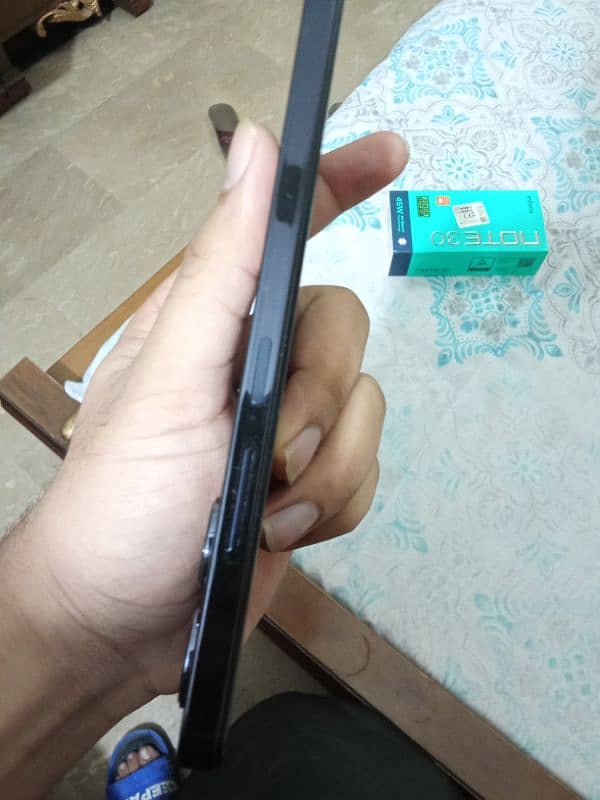 infinix not 30 8+8/256 0