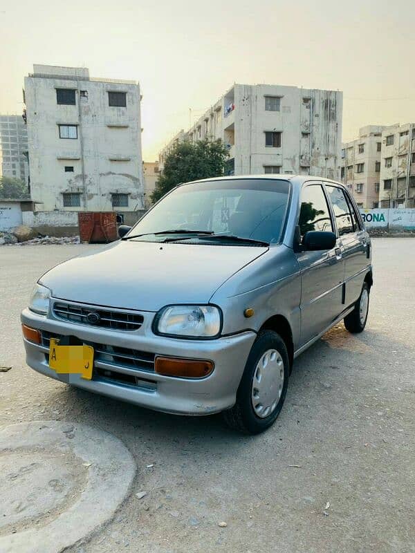 Daihatsu Cuore 2010 3