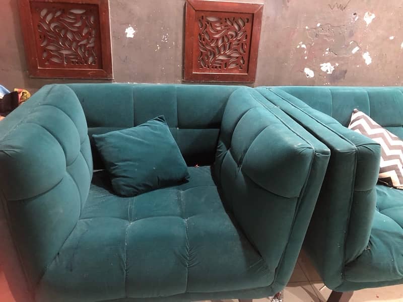 7 seater sofa set for sale!! Urgently 14