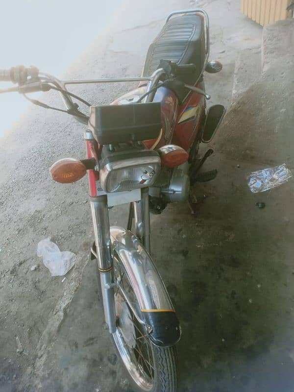 Honda 125 Genuine Condition 4